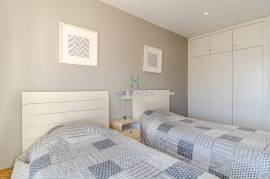 2 Bedroom Apartment for Annual Rental, in Praia da Luz