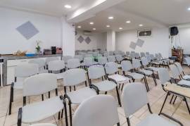 Commercial space of 323 sq.m, in Lagos