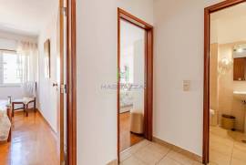 Furnished 3 bedroom apartment in a central area of Lagos