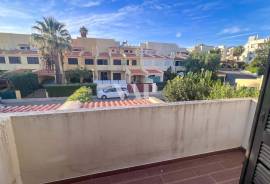 3+1 Bedroom Villa with Pool in Albufeira