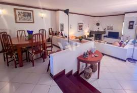 3+1 Bedroom Villa with Pool in Albufeira