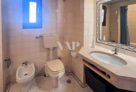 3+1 Bedroom Villa with Pool in Albufeira