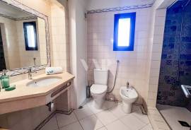 3+1 Bedroom Villa With Garden in Albufeira