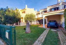 TWO 3+1 Bedroom Villas with Garden and Pool, Albufeira TWO 3+1 Bedroom Villas with Garden and Pool, Albufeira