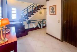 TWO 3+1 Bedroom Villas with Garden and Pool, Albufeira TWO 3+1 Bedroom Villas with Garden and Pool, Albufeira