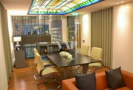 Commercial space to buy in Vilamoura Marina