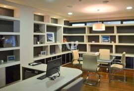 Commercial space to buy in Vilamoura Marina