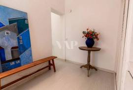 Single-Storey 3+1 Bedroom Villa with Pool and Golf Front in Vilamoura