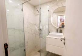 Single-Storey 3+1 Bedroom Villa with Pool and Golf Front in Vilamoura