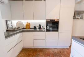 Single-Storey 3+1 Bedroom Villa with Pool and Golf Front in Vilamoura