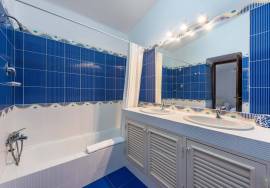 2-Bed Villa with Private Pool and Mountain Views - Serra e Mar