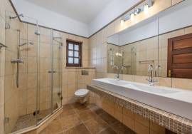 Stunning 4-Bed Villa With Private Pool- Serra e Mar