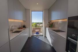 Stylish Ground-Floor Apartment with Sea Views in Horizon, Quarteira