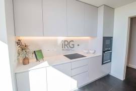 Stylish Ground-Floor Apartment with Sea Views in Horizon, Quarteira