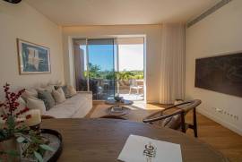 Stylish Ground-Floor Apartment with Sea Views in Horizon, Quarteira