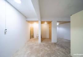 Shop for sale in the historic centre of Lagos Shop for sale in the historic centre of Lagos