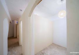 Shop for sale in the historic centre of Lagos Shop for sale in the historic centre of Lagos