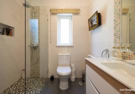 Spacious 3 bedroom Villa well situation in Golfe Santo Antonio