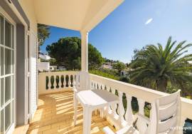Spacious 3 bedroom Villa well situation in Golfe Santo Antonio