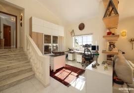 Spacious 3 bedroom Villa well situation in Golfe Santo Antonio