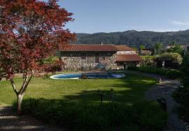 Country House with Pool and Independent Suite in the Center of Covas