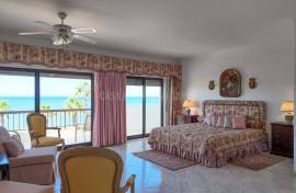 Sea View 180º – Magnificent 3 bedroom apartment in front of Quarteira Beach