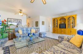 Sea View 180º – Magnificent 3 bedroom apartment in front of Quarteira Beach