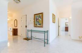 Sea View 180º – Magnificent 3 bedroom apartment in front of Quarteira Beach