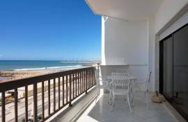 Sea View 180º – Magnificent 3 bedroom apartment in front of Quarteira Beach