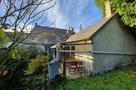 Houses for sale - 7 rooms - 134 m2 - SAINT MALO DES TROIS FONTAINES - (56490)