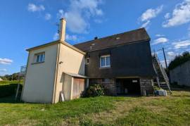 Houses for sale - 5 rooms - 111 m2 - CARO - (56140)