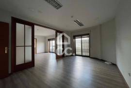 Commercial Space in the Center of Santo Tirso – Licensed for Office and Services