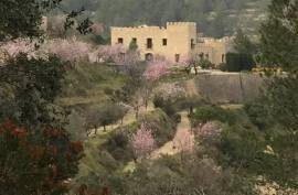 Exclusive renovated Mediterranean castle with panoramic views in Relleu