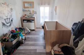 Large Single-Storey Villa With About 140 M2 Of Living Space On 1000 M2 Of Land With Swimming Pool.