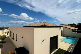 Elegant New Build Single-Storey Villa With 3 Bedrooms And Garage On An Enclosed Plot Of 413 M2 With Pool. Peaceful Setting With Views