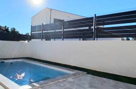 Elegant New Build Single-Storey Villa With 3 Bedrooms And Garage On An Enclosed Plot Of 413 M2 With Pool. Peaceful Setting With Views