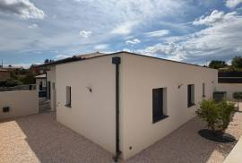 Elegant New Build Single-Storey Villa With 3 Bedrooms And Garage On An Enclosed Plot Of 413 M2 With Pool. Peaceful Setting With Views