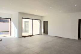 Elegant New Build Single-Storey Villa With 3 Bedrooms And Garage On An Enclosed Plot Of 413 M2 With Pool. Peaceful Setting With Views