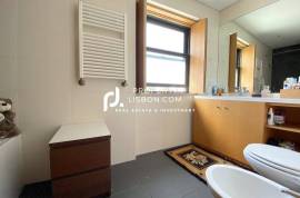 5 Bed Lisbon Villa 364 Sqm Property With 108 Sqm Garden And Garage