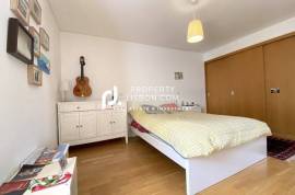 5 Bed Lisbon Villa 364 Sqm Property With 108 Sqm Garden And Garage