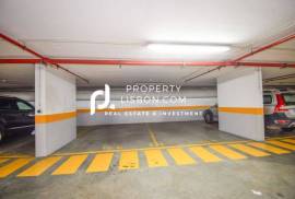 Extraordinary 2-bedroom Penthouse With Unique Tagus River View