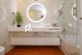 Extraordinary 2-bedroom Penthouse With Unique Tagus River View