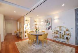 Extraordinary 2-bedroom Penthouse With Unique Tagus River View