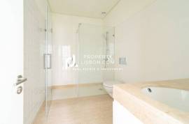 Four New Studios 3 With Balconies By The River In Lisbon