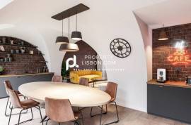 Fully Renovated 1+1 bed Garden Apartment With 142,82 m2 Rental Guarantee Of 5,00% Per Annum