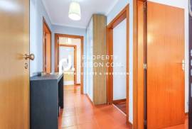 Great Value T3 116 Sqm With Terrace, Modern Apartment In Outer Lisbon Great Value T3 116 Sqm With Terrace, Modern Apartment In Outer Lisbon
