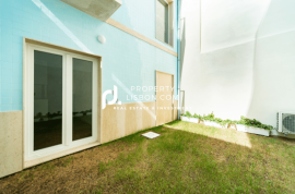 New T0+1 With Large Garden Lisbon Riverside