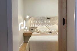 Principe Real T2 With Al License In Lisbon - Stunning Renovation