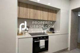 Principe Real T2 With Al License In Lisbon - Stunning Renovation