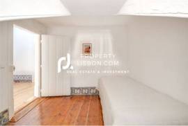 T2 Baixa Character 110 Sqm Renovated Apartment - Prime Rental Location T2 Baixa Character 110 Sqm Renovated Apartment - Prime Rental Location